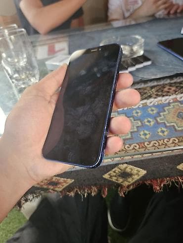 ipad 6 plus: IPhone 12, Mavi — 3