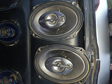 sabvufee: Bu oval formalı avtomobil dinamikləri avtomobilin audio sistemini — 1