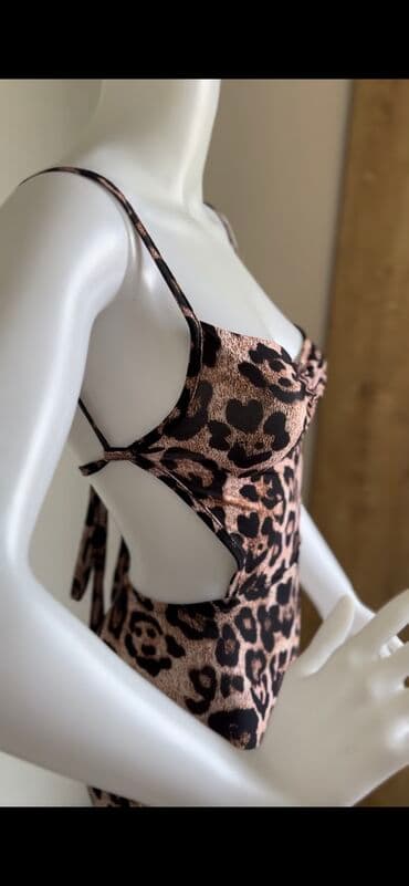 nostril qiymeti: Baha qiymete alinib. 1 defe geyinilib. Razmer "S" Elaqe ucun WhatsApp — 4