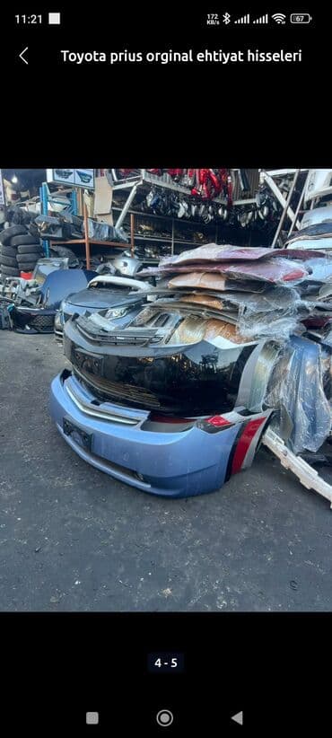 prius arxa bufer: Toyota Prius avtomobilinin müxtəlif rənglərdə olan bamperləri təklif — 1