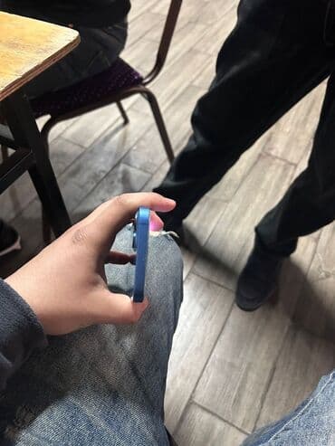 iphone temiri: IPhone 13, Mavi — 3