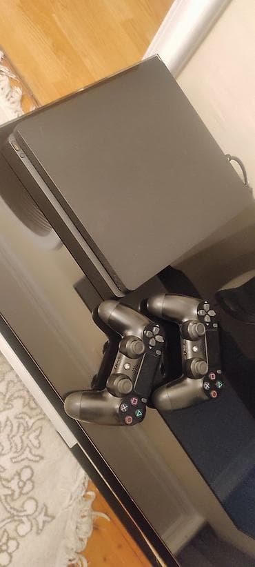 ps4 joystik: PlayStation 4 Slim - PS4 Slim 500 gb ideal veziyyetde! - 2 ədəd — 2