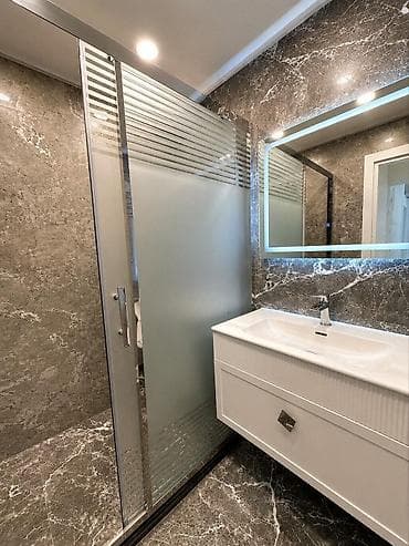 Mənzillər: Satılır 3 otaqlı yeni tikili 115 m², 28 May m. Kateqoriya Yeni tikili — 8