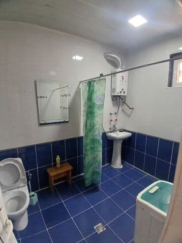 продажа и аренда домов: 1 mərtəbəli həyət evi - Həyətyanı sahəsi olan ayrıca tikili; dam — 7