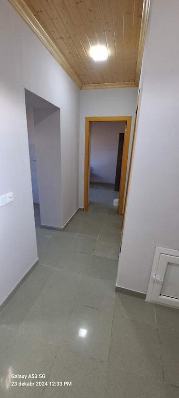 heyet evi kirayə: Kurdexani pirsaga yolunun uzerinde 2 otagli dolu ev kombi isdi pol — 10