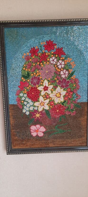 əla şəkillər: 45×65 sm.Xırda muncuqlarla işlənmiş əl işi.deaktiv elanlar aktivdi — 1