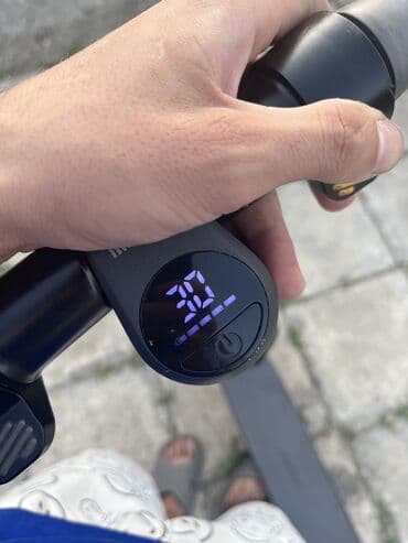 электроскутер в баку: İşlənmiş Elektrik samokat 9", 751 - 1000 Vt, 36 - 45 km/s, Ünvandan götürmə — 7