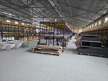 Anbar, sklad (склад) və ya istehsal üçün sahə (1200 kv.m.) şəhər