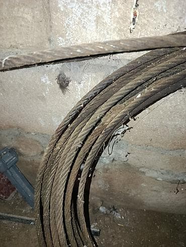 3 kq balon: Polad tros (metal kabel) – rulon Təxmini. 20-40 metrdir . Qiymət — 3