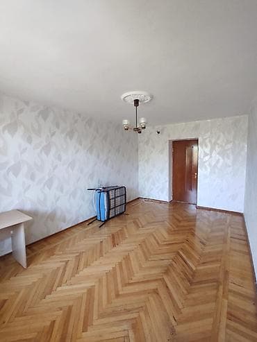 Mənzillər: Bakı, 3 otaqlı, Köhnə tikili, m. Qara Qarayev, 64 kv. m — 4