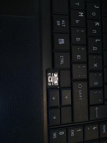 xbox diski: Salam Toshiba komputeri təcili satılır yaxşı işləyir, windows dir Ram — 4