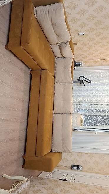 Künc divan, İşlənmiş, Açılan, Bazalı, Vеlur parça, Çatdırılma yoxdur lalafo.az -da Künc divan, İşlənmiş, Açılan, Bazalı, Vеlur parça, Çatdırılma yoxdur