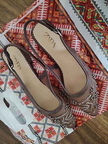 ayaqqabi: Zara model ayaqqabı. Aldığım gün 1cə dəfə mağazadan evə geyinib — 3