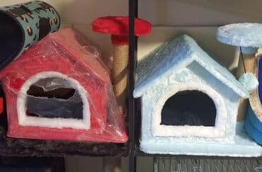 pişik yuvaları: Pişiklər üçün yumşaq evciyiklər - Model: damlı ev formasında, ön — 1