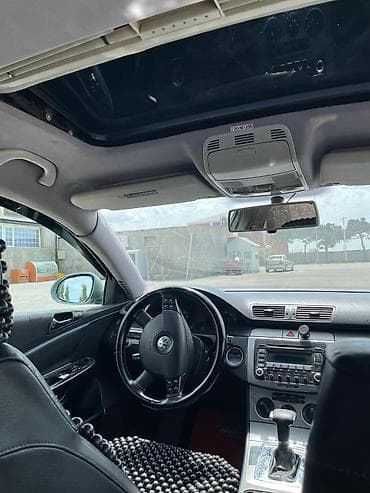 avto oturacaqlar: Volkswagen Passat B6 sedan – salon təsviri - Geniş və rahat salon — 2