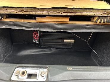 teker disk: LADA Samara 2114, ağ rəng, 5 qapılı hetçbek. Mühərrik və ötürmə: - — 6