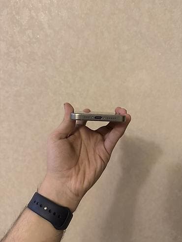 ipad 7 ci nesil: IPhone 15 Pro, 128 GB, Gümüşü, Face ID — 6