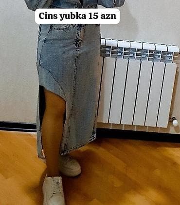 dəri çanta: Cins yubka – 15 AZN - Material: klassik açıq mavi denim - Model: uzun — 1
