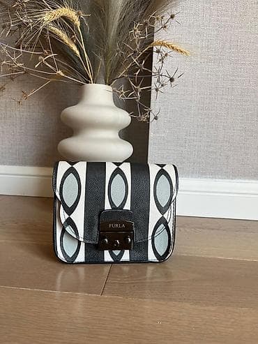 capa: Furla Metropolis mini çiyin/çapraz çanta - Rəng və naxış: Qara-ağ — 1
