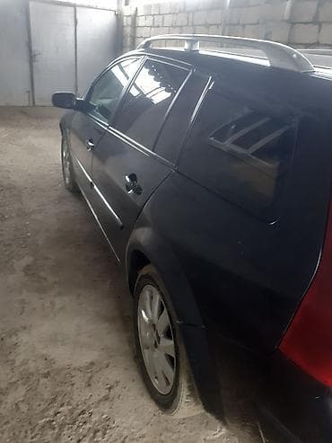 Su nəqliyyatı: Renault Megane: 1.9 l | 2007 il 25000 km Universal — 4