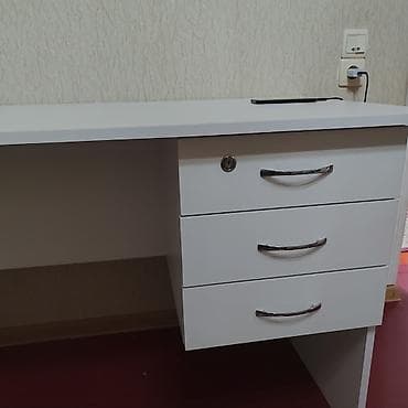 dusbere sekilleri: Ağ rəngdə iş/oxu masası - Klassik düz üst səth, geniş iş sahəsi - Sağ — 2