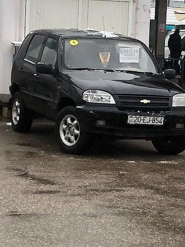 mitsubishi l200 2005: Chevrolet Niva – 5 yerlik yolsuzluq avtomobili - Kuzov: 5 qapılı SUV — 5