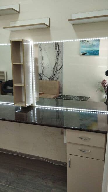 tendirxana icareye verilir 2025: Nəsimi rayonu.28 Mayda, Dəmiryollar idarəsinin arxasında,4 mərtəbəli — 2