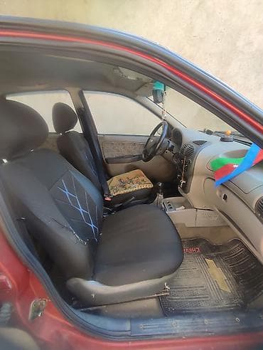 VAZ (LADA) Kalina: 1.6 l | 2005 il 224489 km Sedan — 5
