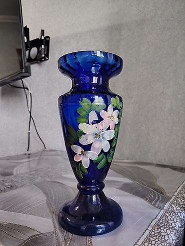 Bir vaza, Bogem şüşəsi — 1