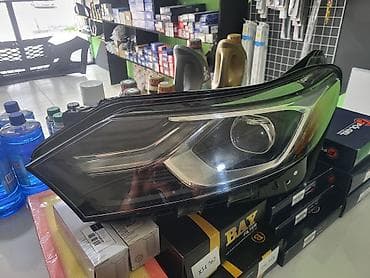 Sol, Yaxın və uzaq vuran işıqlar Chevrolet, 2020 il, Orijinal, ABŞ, İşlənmiş