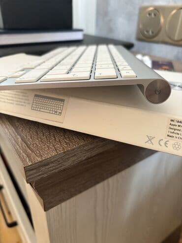 bluetooth klaviatura: Apple Wireless Keyboard (Model No: A1314) — Bluetooth vasitəsilə — 4