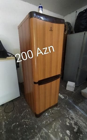 2 qapılı Indesit Soyuducu Satılır, rəng - Qəhvəyi — 2