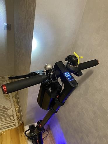 Yeni Elektrik samokat 6", 251 - 350 Vt, 26 - 35 km/s, Ünvandan götürmə — 2