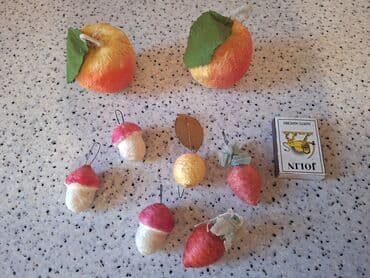 Yolka işıqları: Sovetin yeni il iqruşkaları. Təsvir: - Material: preslənmiş pambıq və — 1