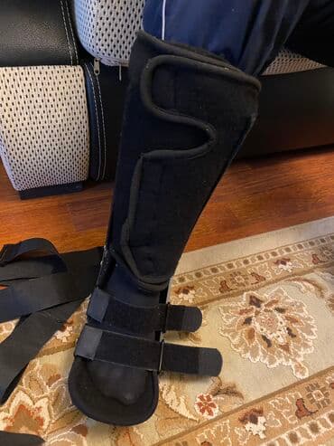 Tibbi lampalar: M ölçü(38-41 ölçü) 200 azn alınıb. Çox az istifadə olunub. Taxan — 8