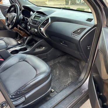 ambians işıq: Hyundai ix35: 2 l | 2010 il Krossover — 11