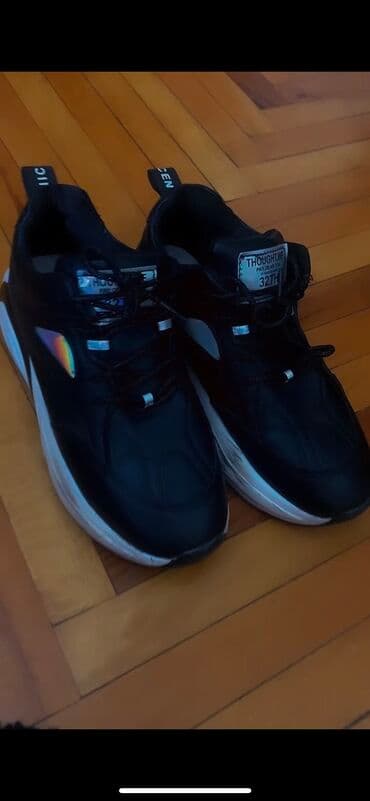 fitnes üçün qadın krosovkaları: Ölçü: 36.5, rəng - Qara, İşlənmiş — 1