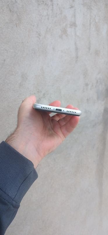 iphone 16plus: IPhone SE 2020, 64 GB, Ağ, Barmaq izi — 5