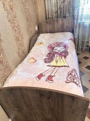 Oğlan və qız üçün, İşlənmiş, Çarpayı, Bazasız, Matras ilə, Siyirməli