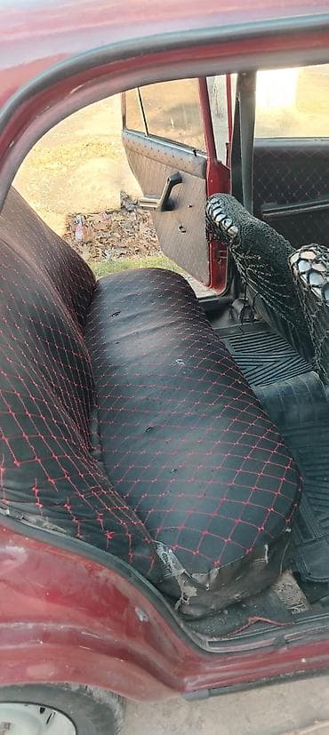 ford 7 1: VAZ (LADA) 2111: 1.3 l | 1982 il 13111 km Sedan — 3