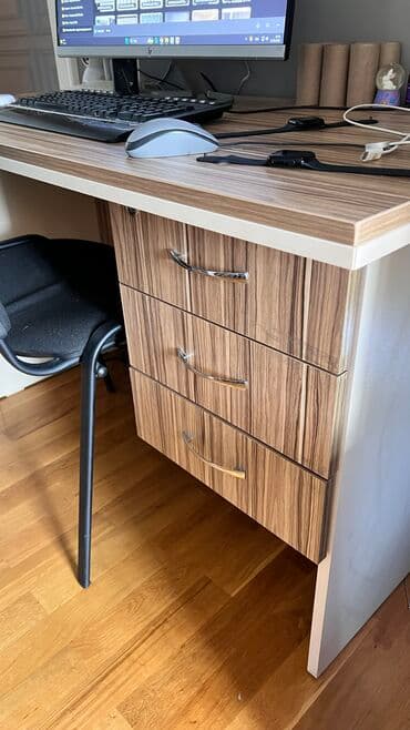 ikinci el ofis masasi: İşlənmiş, İşçi üçün, Dördbucaq masa — 5