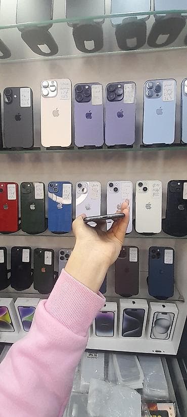 ikinci el ps3: IPhone 8, 64 GB, Qara, Barmaq izi — 4