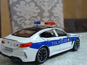 qolf topu: Yol Polisi (YPX) dizaynlı metal oyuncaq avtomobil modeli - Korpus — 3