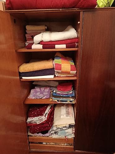 cugun tava: 3 qapılı, Siyirməli, Qəhvəyi, Taxta, Açılan, Düz dolab — 1