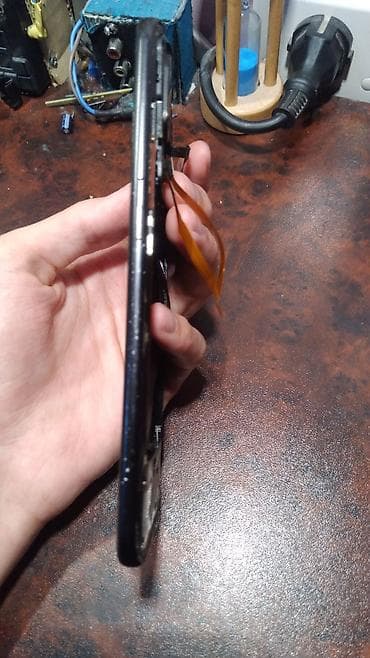 mi fi: Xiaomi Mi 8, 64 GB, rəng - Qara, 
 Qırıq, Sensor, Barmaq izi — 4