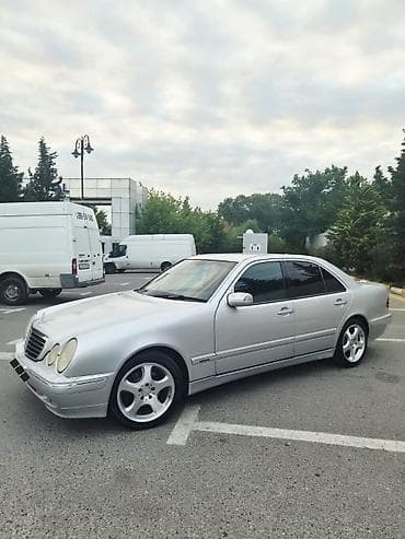 mersedes diski teker: 2001 ci il 2.7 CDİ dizel. Əla veziyyətde tecili satilir — 3