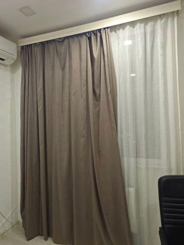 işlənmiş perde: 2 otağın pərdələri Aşağı yeri var vəziyət yaxşı
Böyükdür — 3