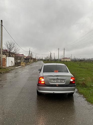 maşın aksesuarlar: Opel Vectra: 1.6 l | 1998 il 475485 km Sedan — 7