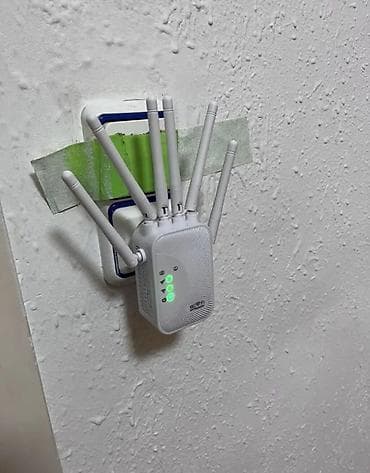 Wi‑Fi Siqnal Gücləndirici Repeater - 2.4 GHz diapazonunda işləyən lalafo.az -da Wi‑Fi Siqnal Gücləndirici Repeater - 2.4 GHz diapazonunda işləyən