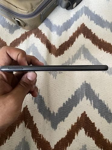 philips xenium 9@9s: Huawei P8 Lite 2017, 16 GB, rəng - Qara, Qırıq, Barmaq izi, Sensor — 4